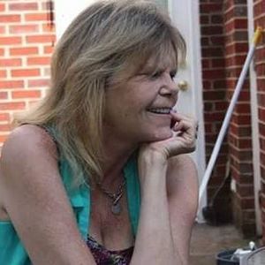 Meet your Posher, Deborah